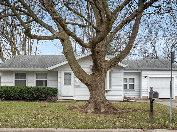 2nd image of 309 Ivy Ln