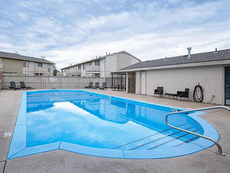 Sparkling Swimming Pool!