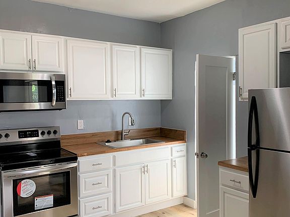 2nd image of 1641 Crenshaw Blvd APT 107