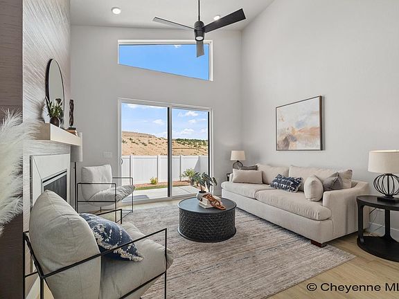 4th image of 4020 Saddleback Ln