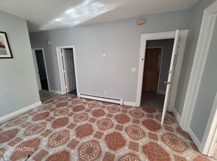 529 14th Ave APT 1, Paterson, NJ 07504