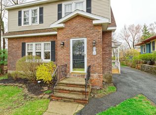 1512 Tibbits Ave, Troy, NY 12180
