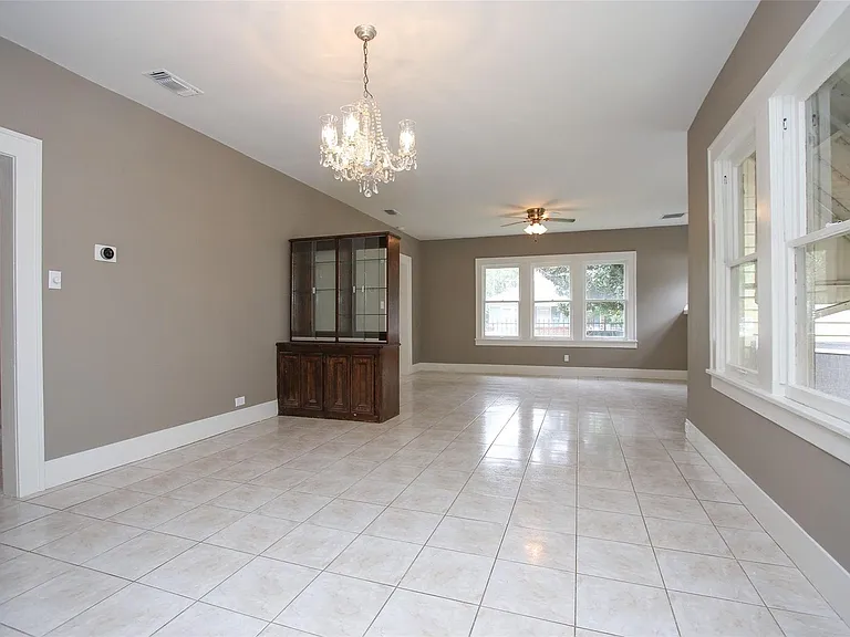 1127 Walling St — Photo 10