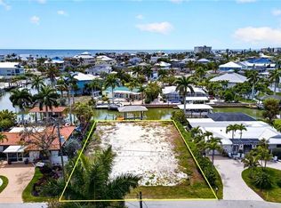 151 Estrellita Dr, Fort Myers Beach, FL 33931