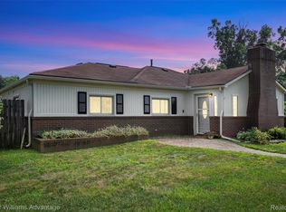 32671 Cadillac St, Farmington Hills, MI 48336