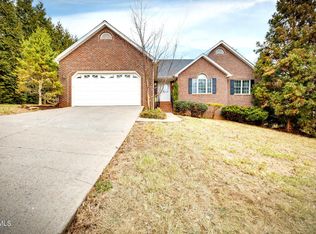 112 Beechwood Ct, Kingsport, TN 37663