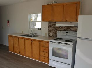 400 N Edgemore St #7, Nickerson, KS 67561