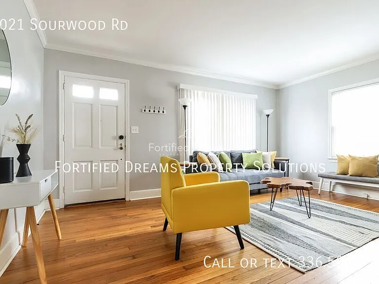 3021 Sourwood Rd — Photo 4