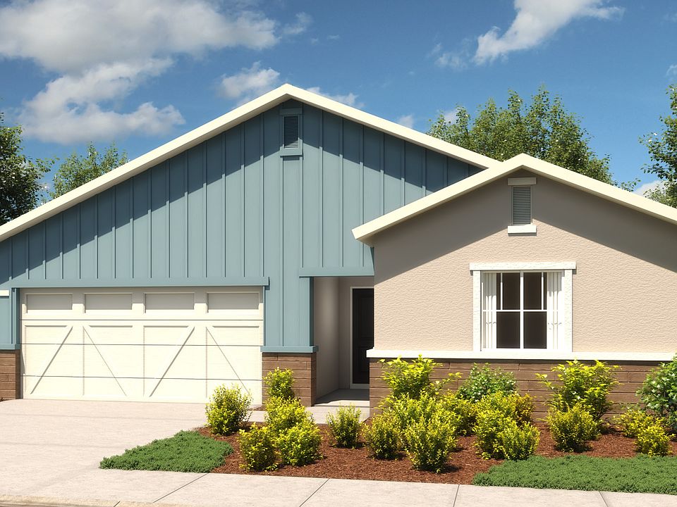 Paso Fino - 1034 South Argyle Avenue 17