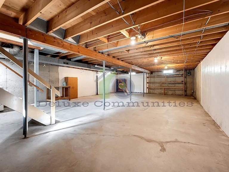 1244 Katrina Dr SE — Photo 29