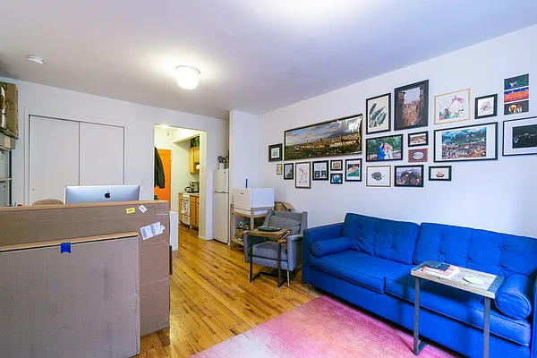 Rented by City Connections Realty | media 6