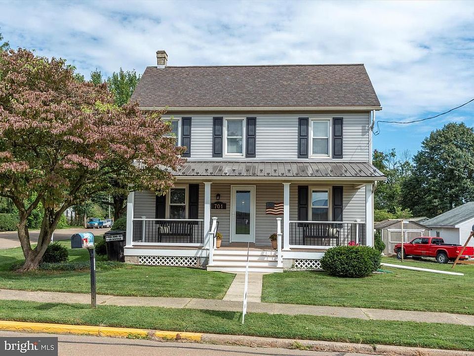 1st image of 701 Hodgson St