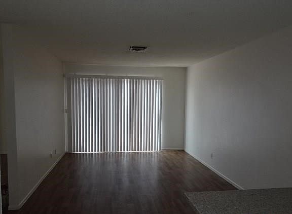 3rd image of 4232 Larkwood Ave
