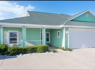 15637 Palmira Ave APT B, Corpus Christi, TX 78418