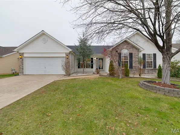 3515 Eagles Hill Rdg, Saint Charles, MO 63303