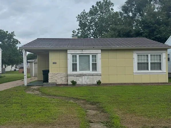 2423 Avenue G, Fort Madison, IA 52627