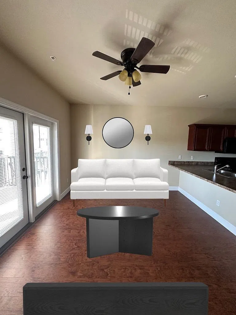3 bed, 1200 sqft, $1,900 — Photo 2