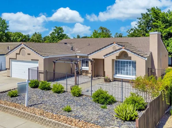 271 Spoonbill Ln, Galt, CA 95632