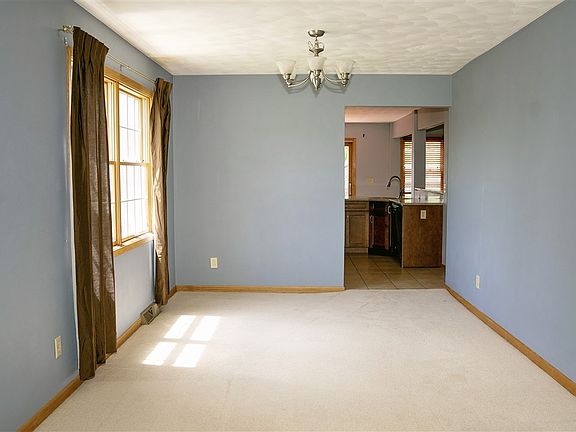 3rd image of 12206 Paisley Dr
