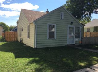719 W 11th St, Grand Island, NE 68801