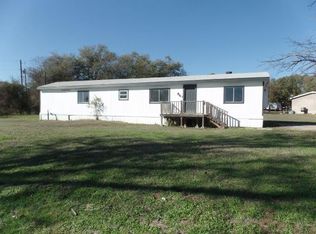 125 Oak Dr, Springtown, TX 76082