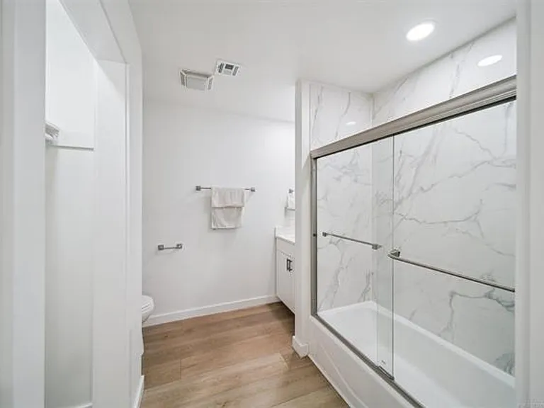 1139 S Birmingham Ave — Photo 17