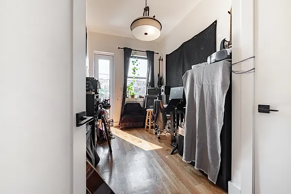 Rented by Goose Property Management LLC | media 18