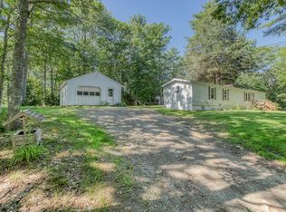 124 Old Dresden Rd, Wiscasset, ME 04578