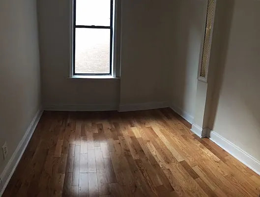 Rented by Smart NY Realty LLC | media 20