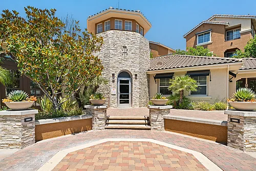 Hills of Valencia Apartments Photo 1