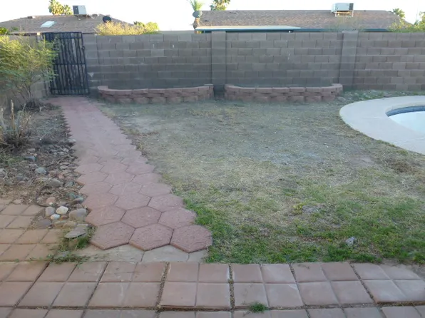 1817 W Summit Pl, Chandler, AZ 85224