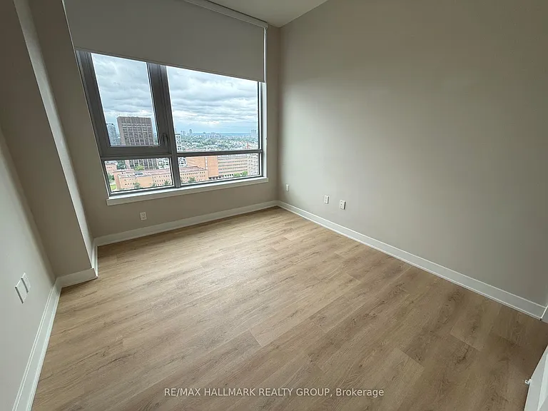 275 Carling Ave #1504 — Photo 21
