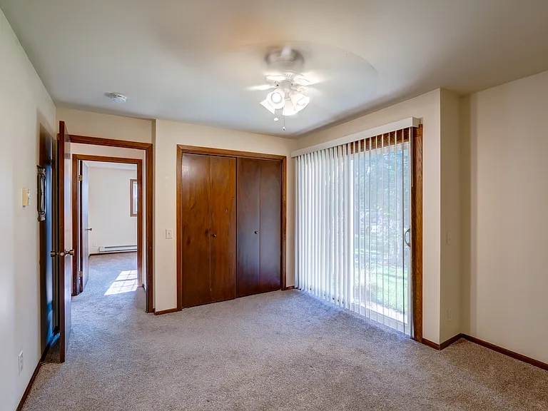 304 King St #6 — Photo 13