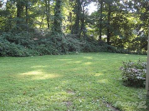 Lovely, Large Yard...