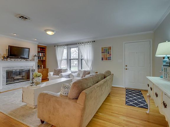 4th image of 309 Gaywood Dr