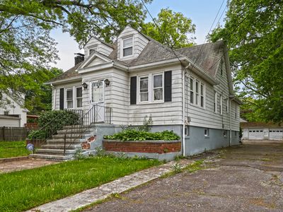 16 Hillside Street, West Haven, CT, 06516