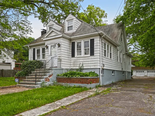 16 Hillside Street, West Haven, CT 06516