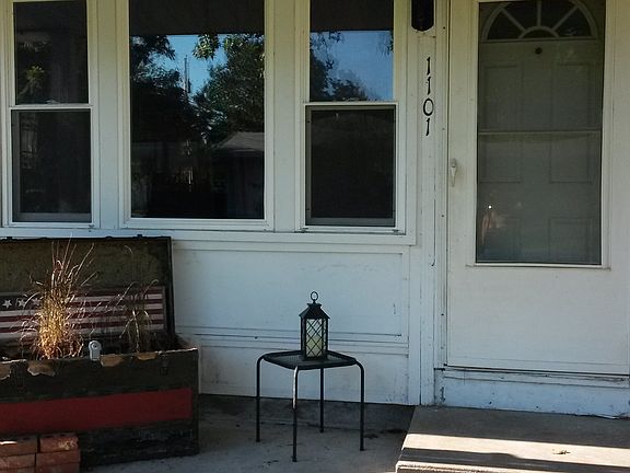 3rd image of 1101 Hulen Dr