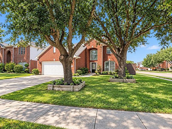 3rd image of 6043 Heathmoor Ln