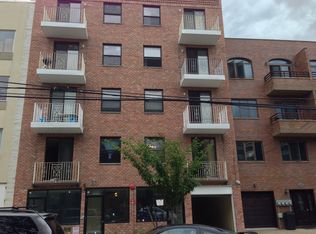 7124 163rd St #3A, Fresh Meadows, NY 11365