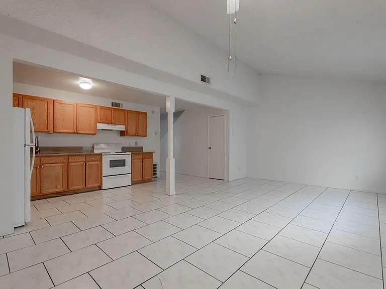 5198 Greene Ln — Photo 10