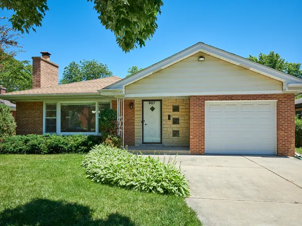 9027 Kenton Ave, Skokie, IL 60076