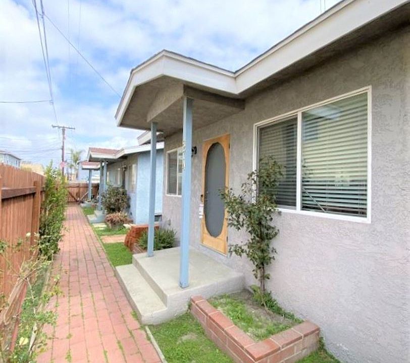 1st image of 574 W 21st St #9831213