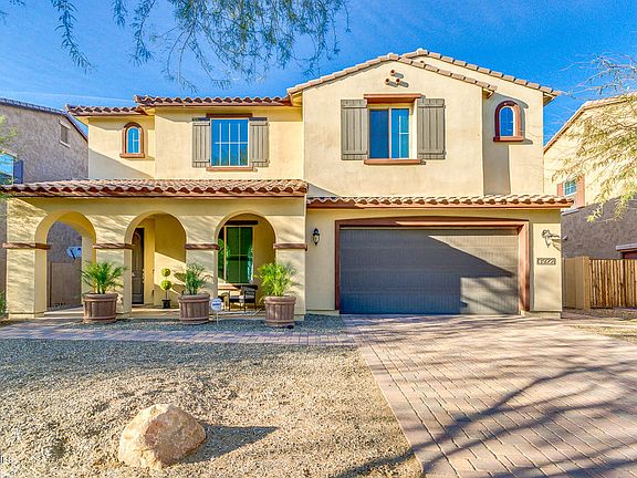 4th image of 3922 E San Carlos Pl