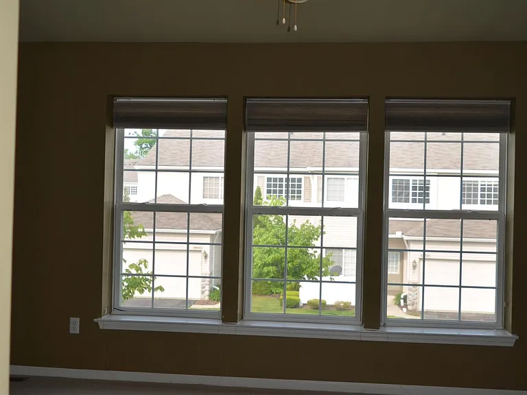 26647 Kirkway Dr — Photo 17