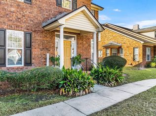 6 Roundtree Cir, Savannah, GA 31405