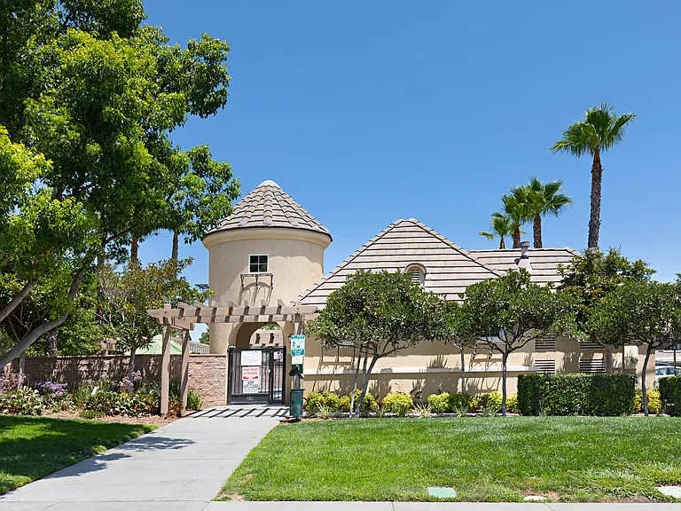 35839 Crickhowell Ave — Photo 28
