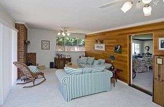 2nd image of 932 Rosewood Dr