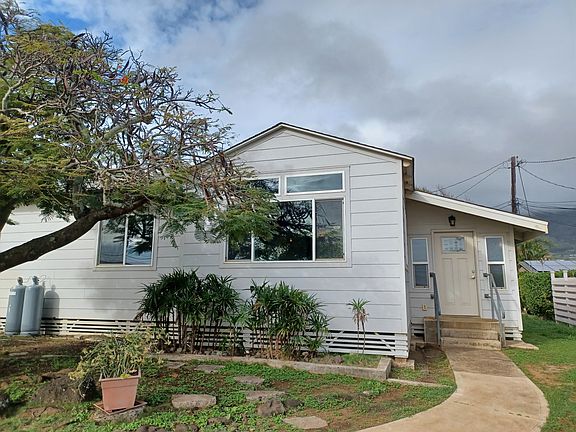 2nd image of 205 Naniloa Dr