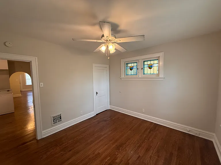 1634 Yale Ave #1634 — Photo 8